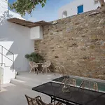 Porto Sereno Andros Gavrio
