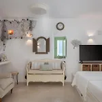 Porto Sereno Andros 가브리온