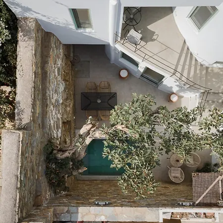 Porto Sereno Andros *